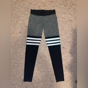 Bombshell Sportswear Thigh high legging - size Small